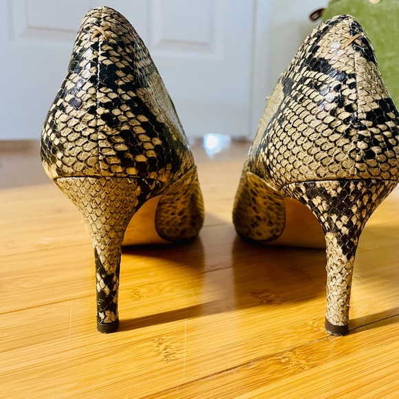 Inez Marisol 90: Natural Snake Emboss Booties Sz 9.5 - Picture 4 of 7